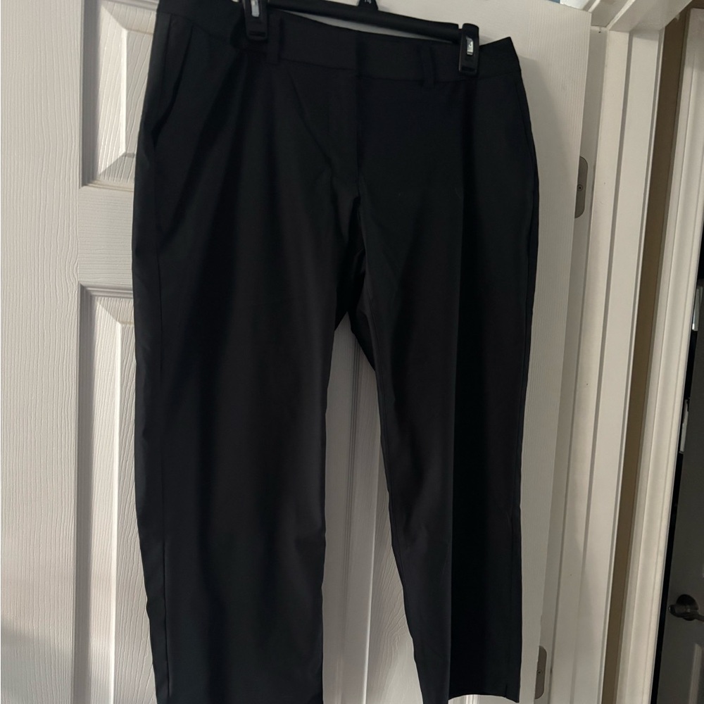 Nike Men's Sleek Black Dress Pants
